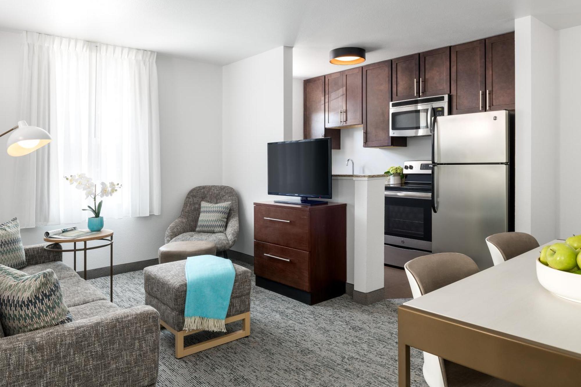 Towneplace Suites By Marriott Williston Exterior photo